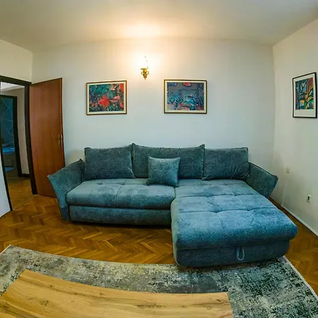 Apartman Rocky *
